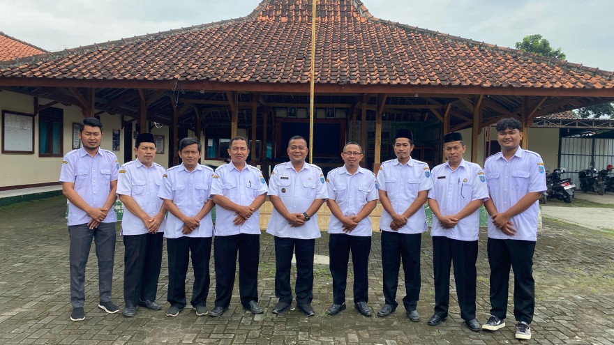 VISI & MISI Desa Kebandingan